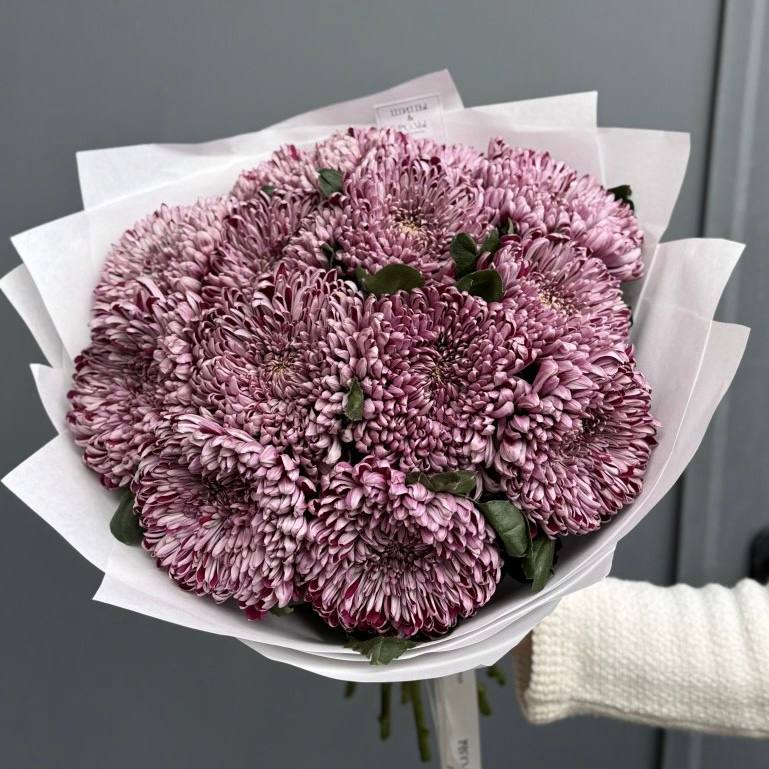 Монобукет из 13 хризантем
